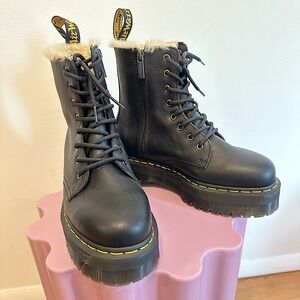 Doc Martens Dr. Martens Jadon faux-fur lined boots sz 10 US womens